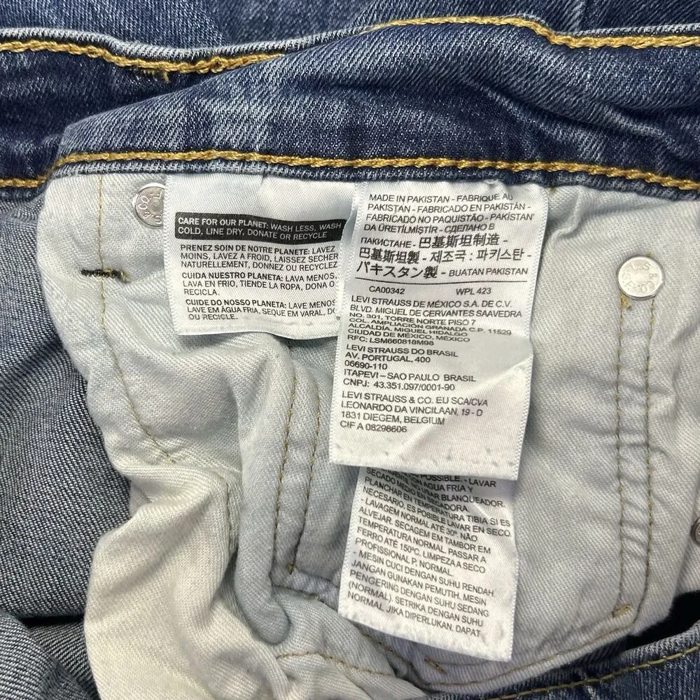 Levi’s 569 Denim 36x32 Men’s Blue Jeans Medium Wash Relaxed Fit